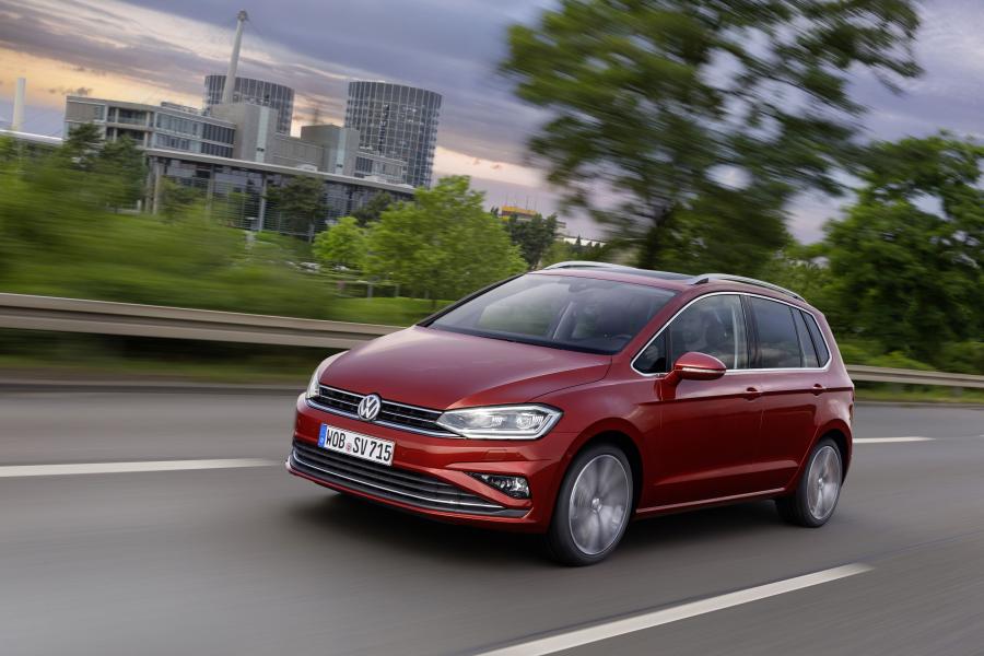  Volkswagen Golf Sportsvan TSI 2017 года  (WW) (фото 5 из 40)
